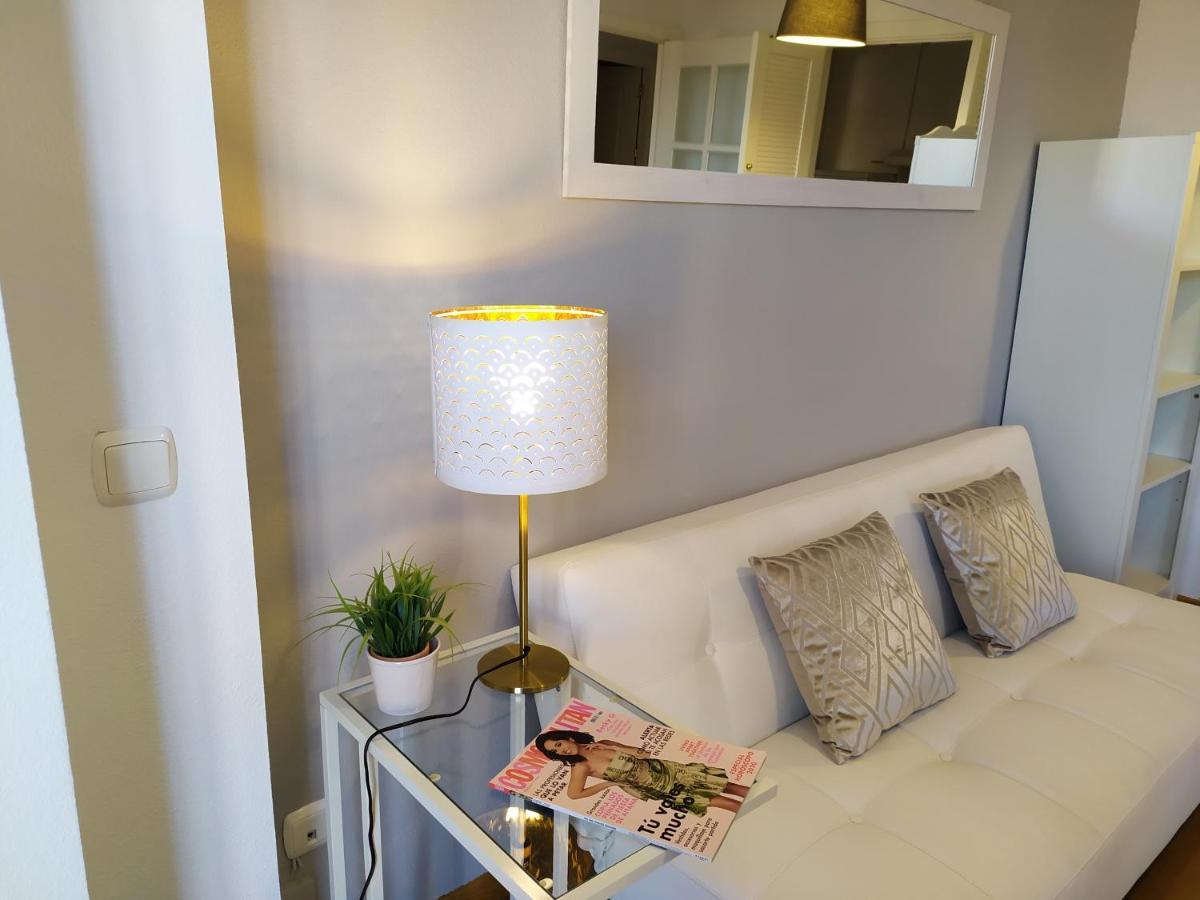 Apartamentos Pirra - Aeropuerto Ifema Madrid Bagian luar foto