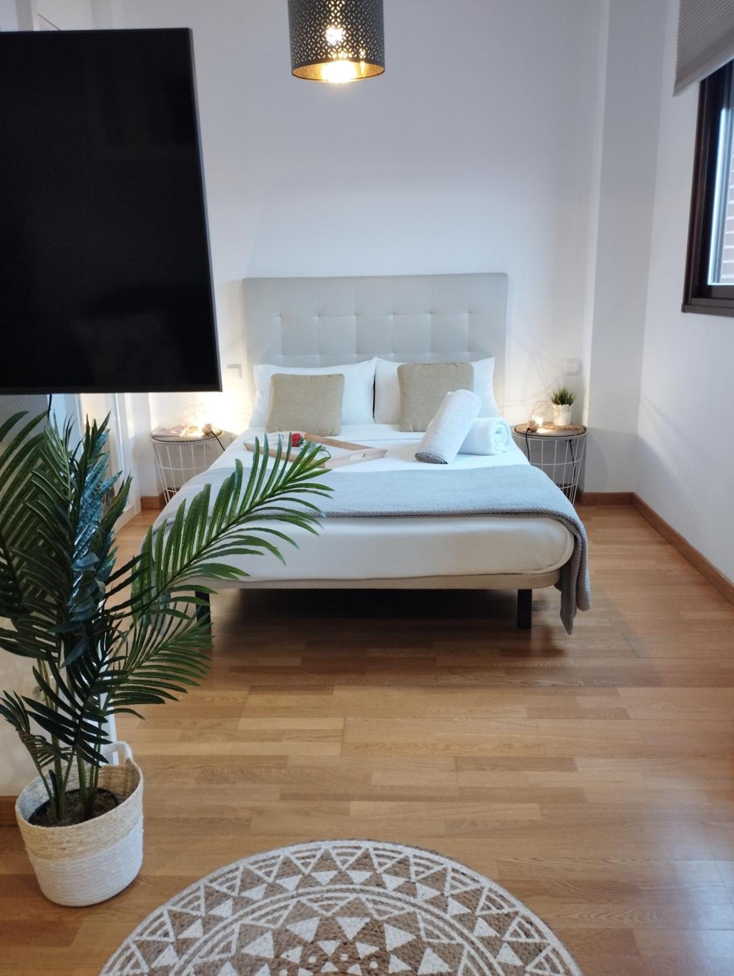 Apartamentos Pirra - Aeropuerto Ifema Madrid Bagian luar foto