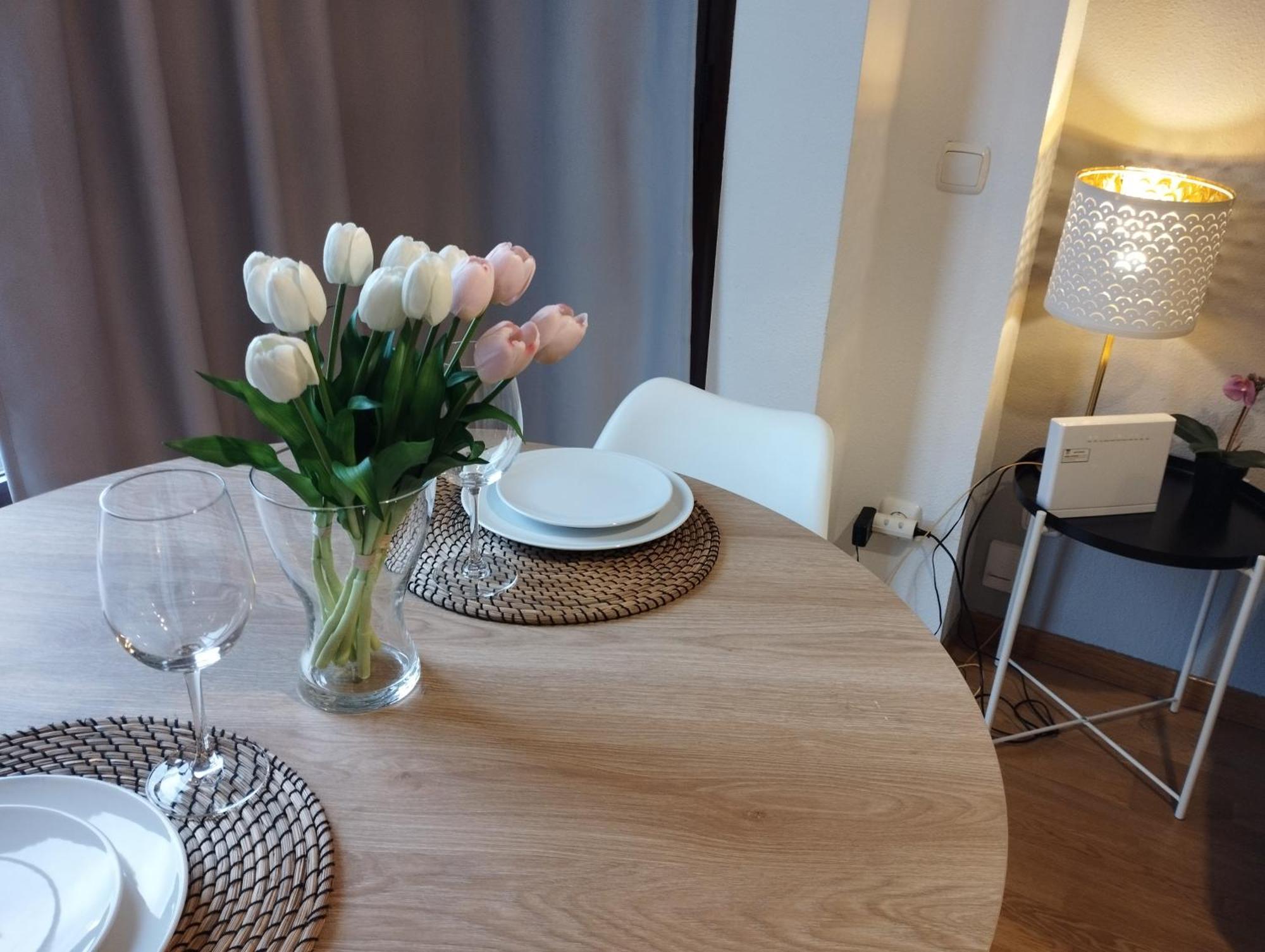 Apartamentos Pirra - Aeropuerto Ifema Madrid Bagian luar foto