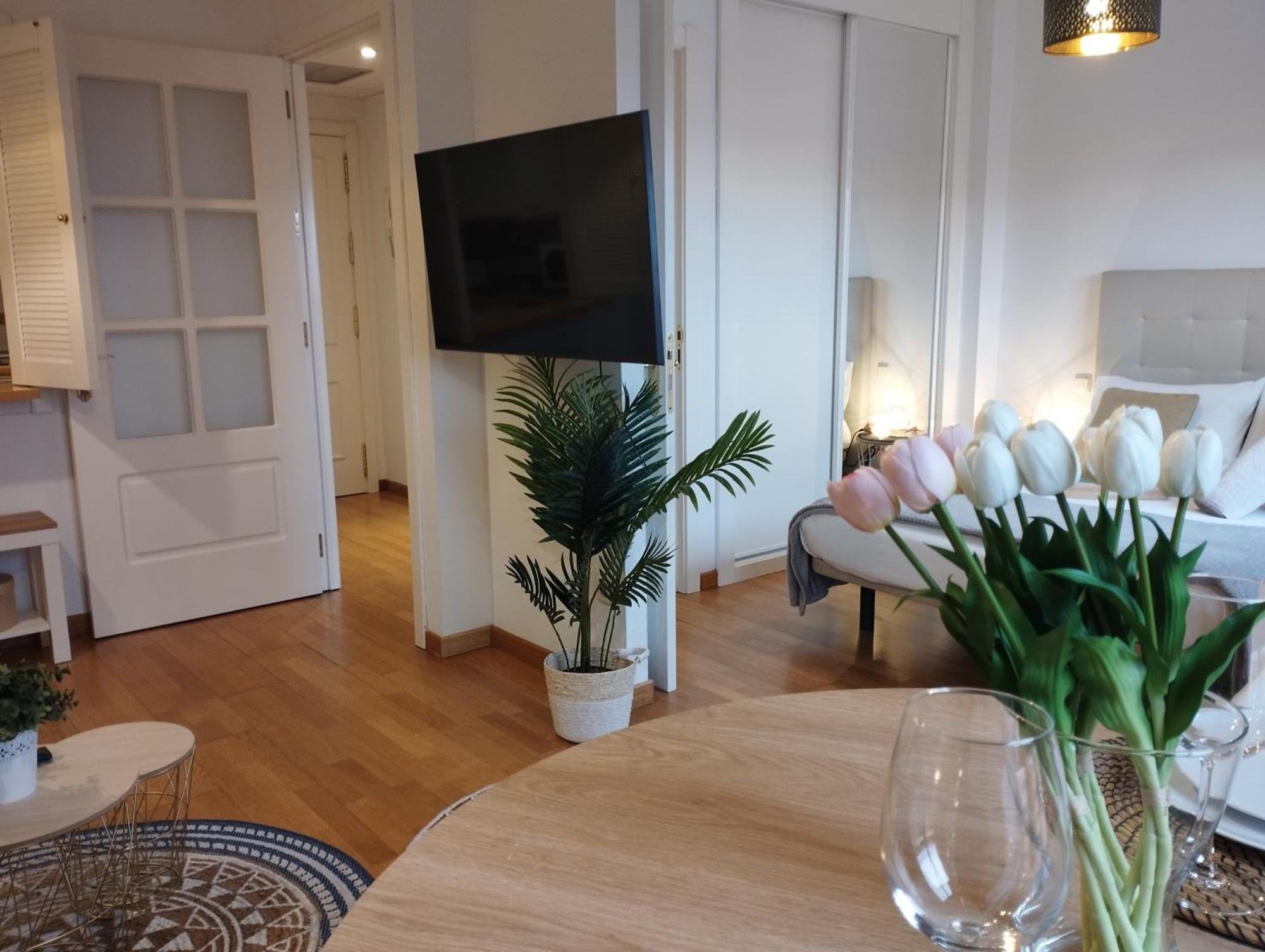 Apartamentos Pirra - Aeropuerto Ifema Madrid Bagian luar foto